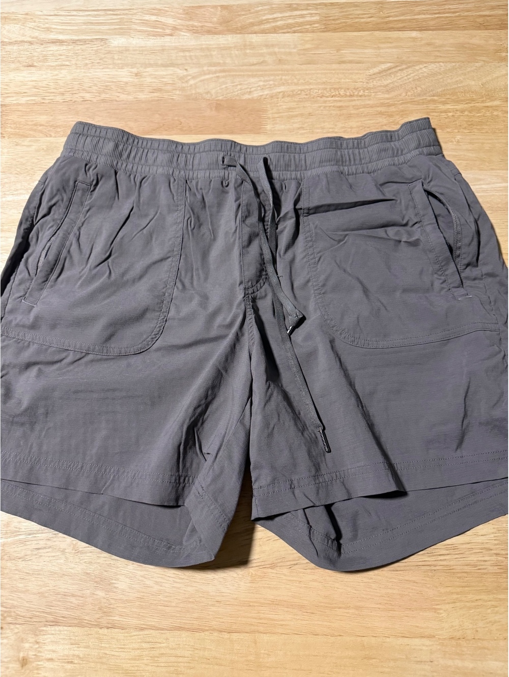 L.L.Bean Vista Camp Hiking Shorts Women’s XL Taupe Brown Drawstring